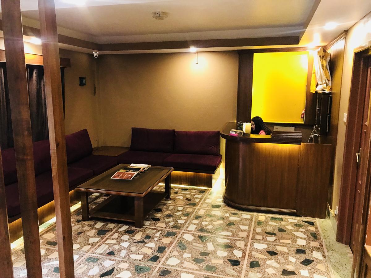 Dungkar Guest House Катманду Экстерьер фото