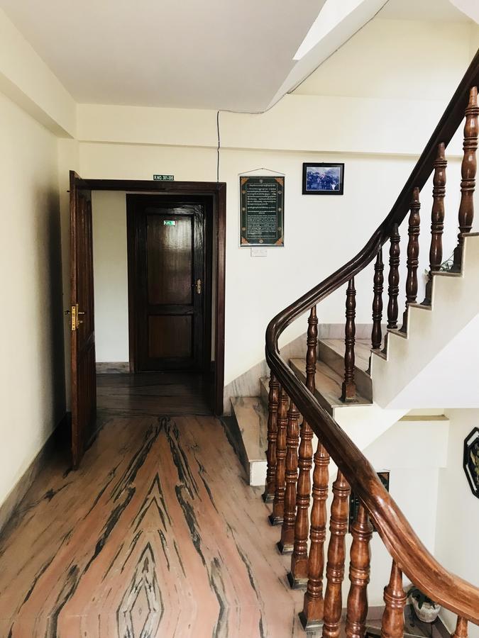 Dungkar Guest House Катманду Экстерьер фото