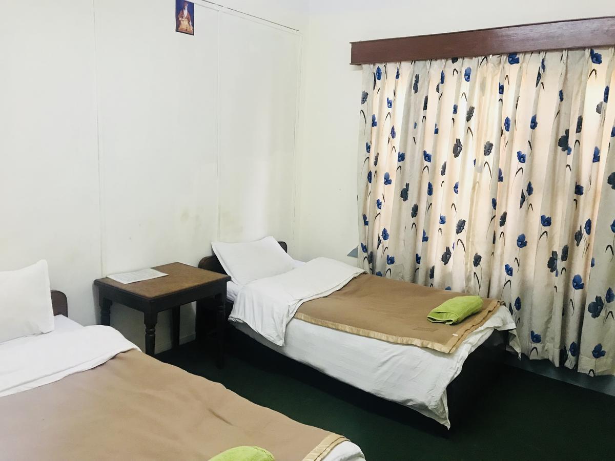 Dungkar Guest House Катманду Экстерьер фото