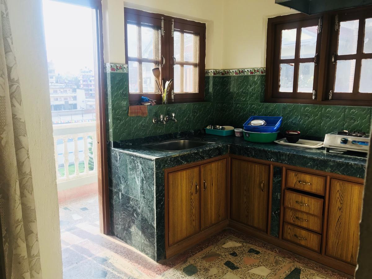 Dungkar Guest House Катманду Экстерьер фото